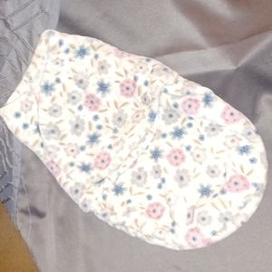 New Born Swaddle Plush Flower Print